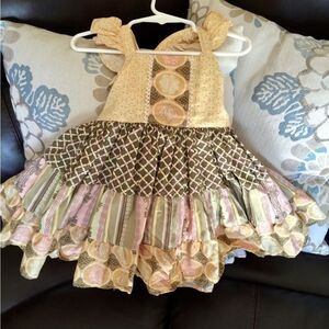 EUC The Sassy Chic Boutique dress 18-24m
